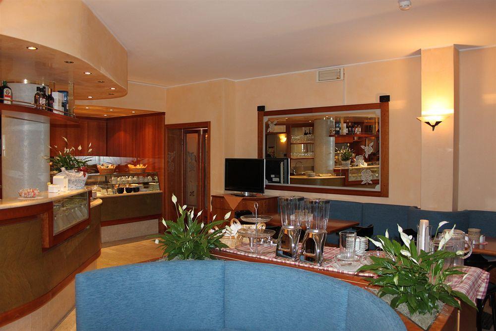 Hotel Rosa อาบาโนแตร์เม ภายนอก รูปภาพ