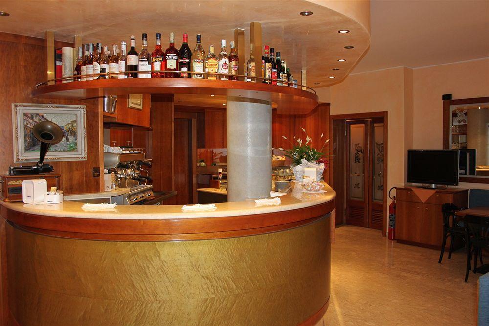 Hotel Rosa อาบาโนแตร์เม ภายนอก รูปภาพ