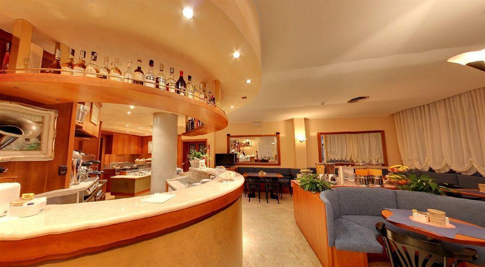Hotel Rosa อาบาโนแตร์เม ภายนอก รูปภาพ